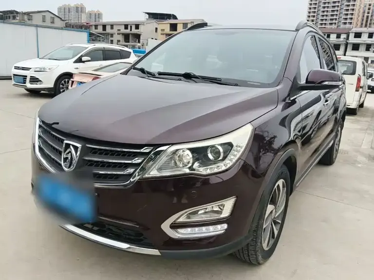 Baojun 560 1.8 L Manual Luxury