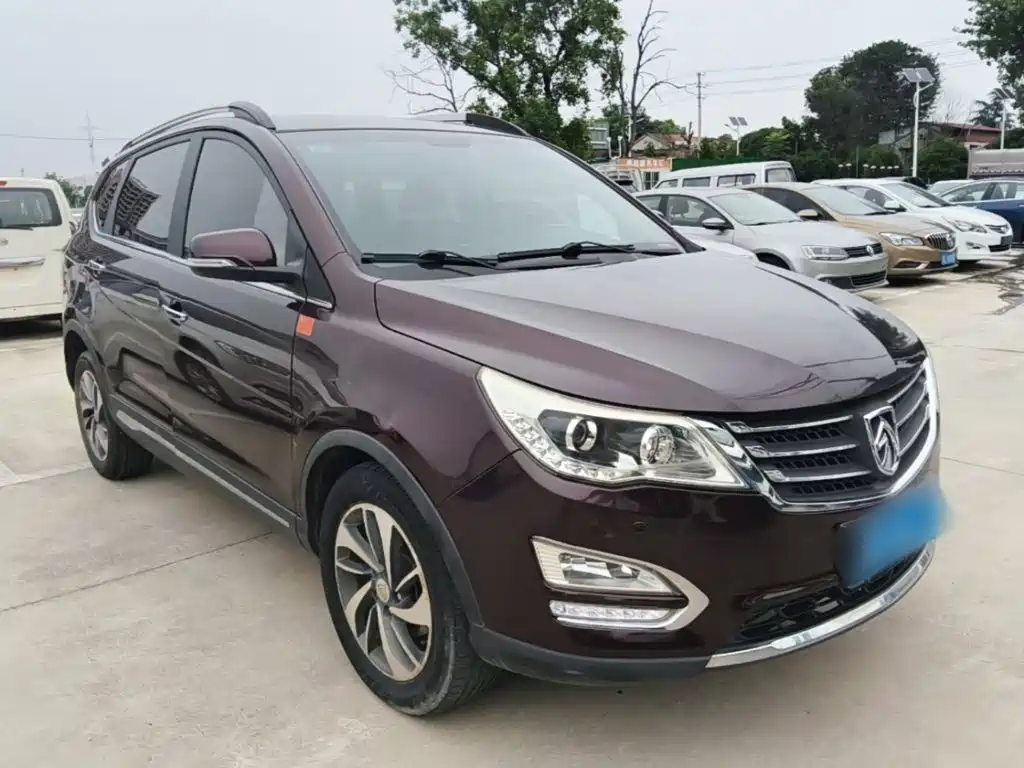 Baojun 560 1.8 L Manual Luxury