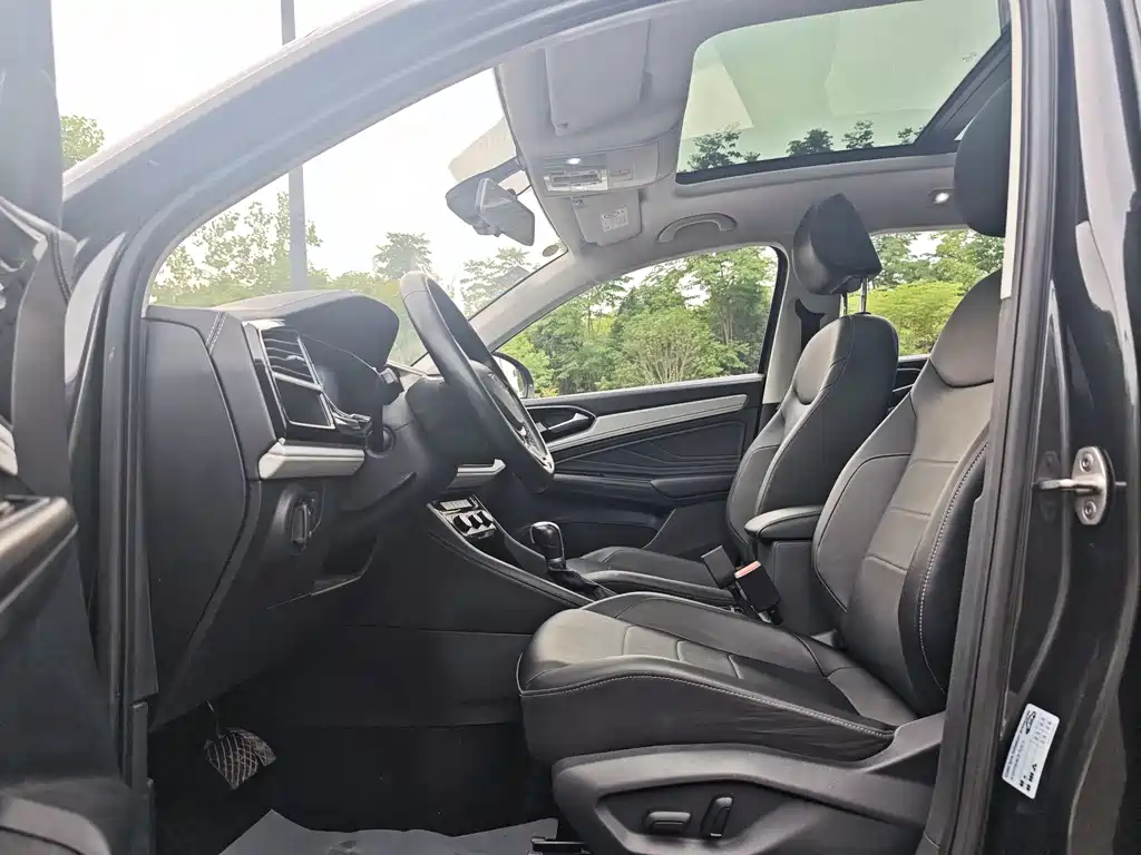 Jetta VS7 280 TSI Auto Joy