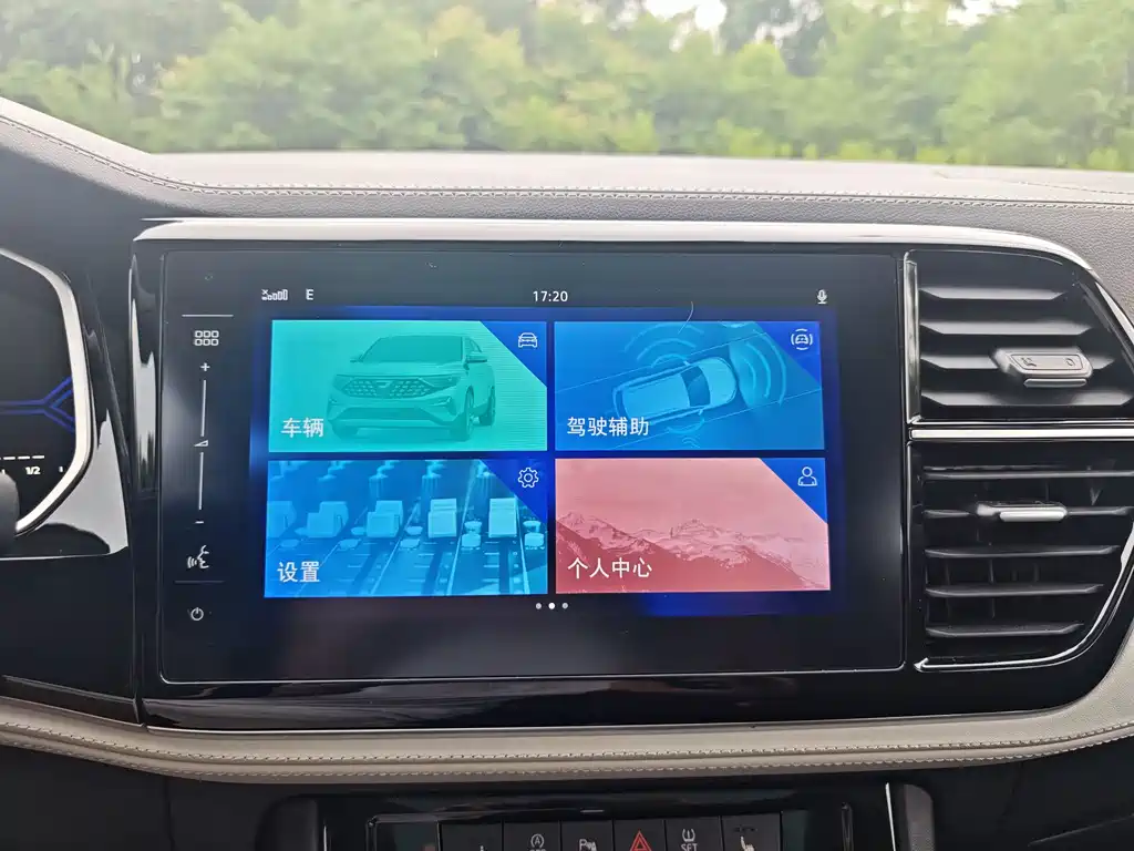 Jetta VS7 280 TSI Auto Joy
