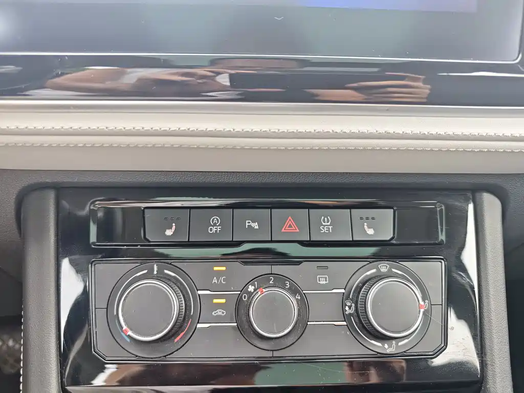 Jetta VS7 280 TSI Auto Joy