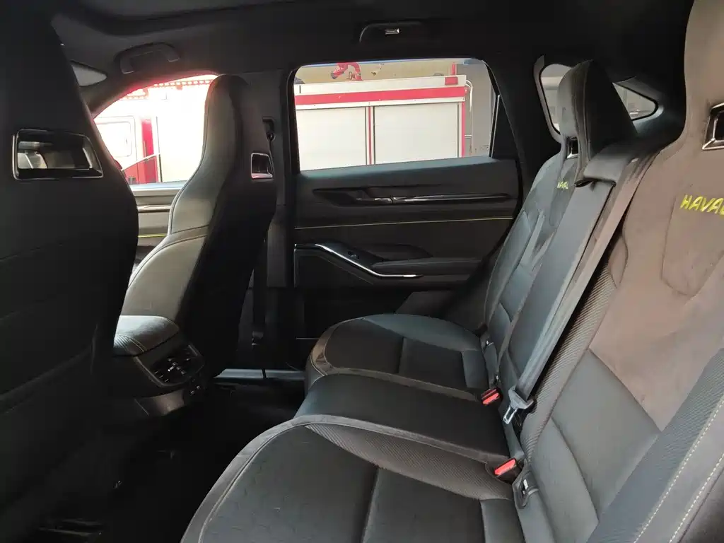 Haval H6 S 哈弗H6 S 2022款 2.0 T 两驱悦跑版