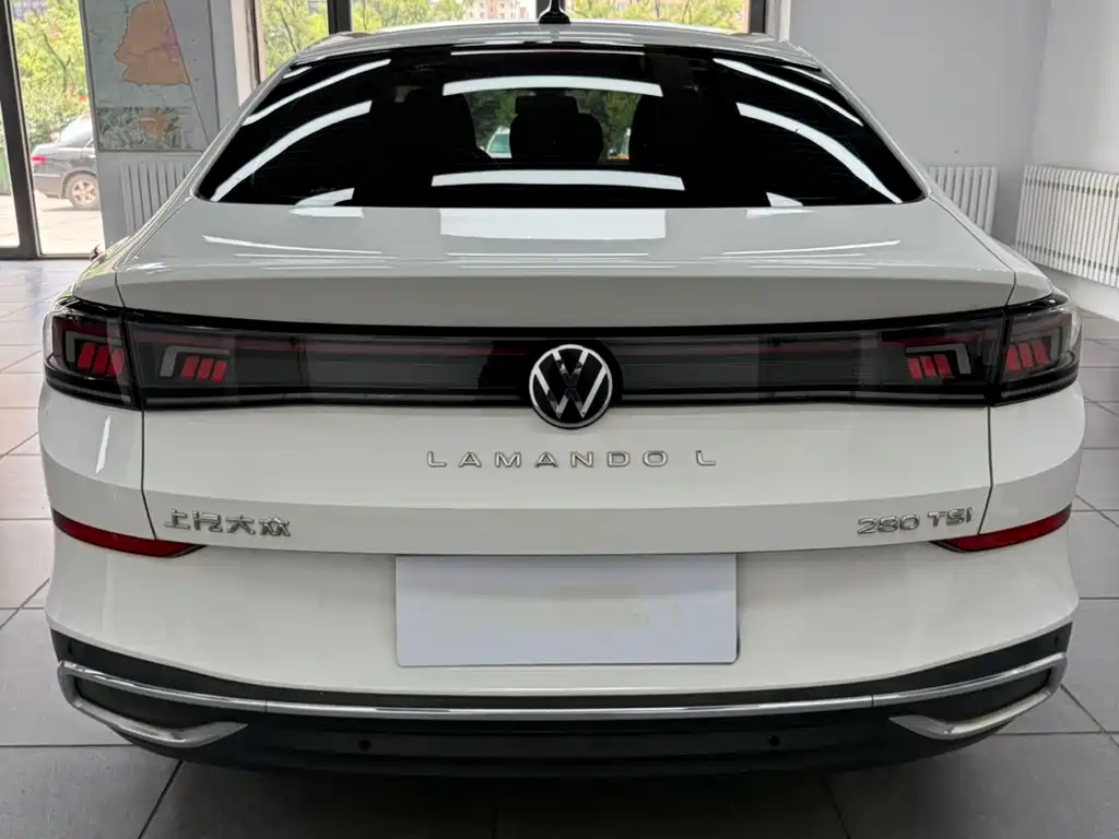 Lamando Lamando L 280 TSI DSG Spicy Cool