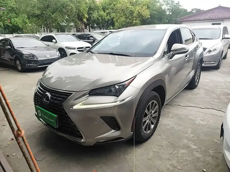 Lexus NX 200 FWD Comfort CN-VI