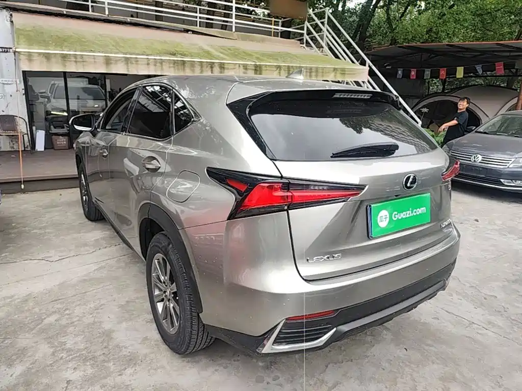 Lexus NX 200 FWD Comfort CN-VI