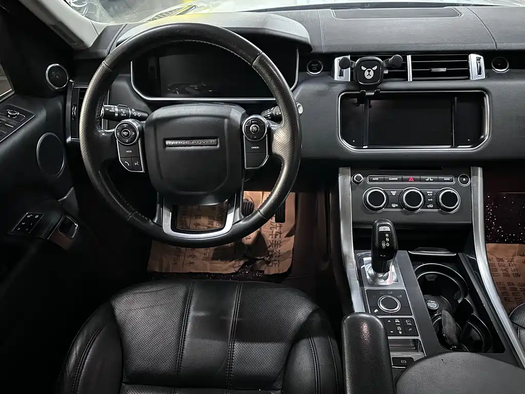 Range Rover Sport 3.0 SDV6 HSE DYNAMIC