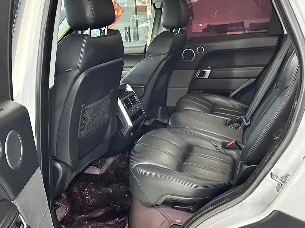 Range Rover Sport 3.0 SDV6 HSE DYNAMIC