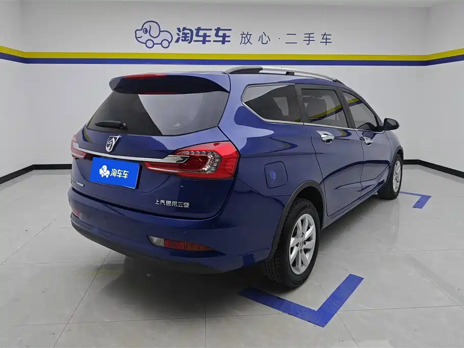 Baojun 310 W 1.5 L Manual Fashion CN-V
