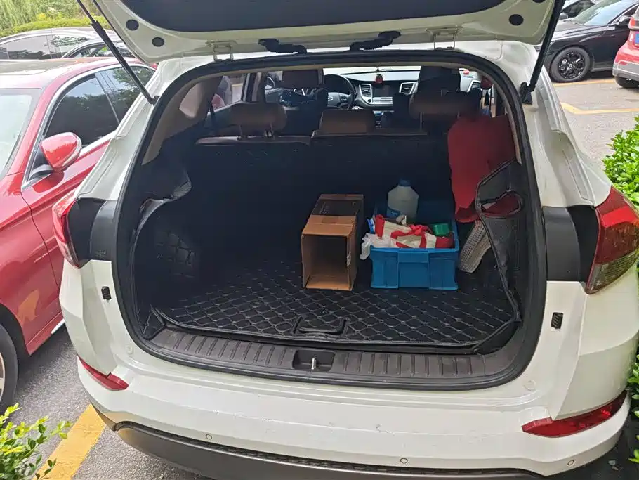 Tucson 1.6 T DCT 2 WD Intelligent
