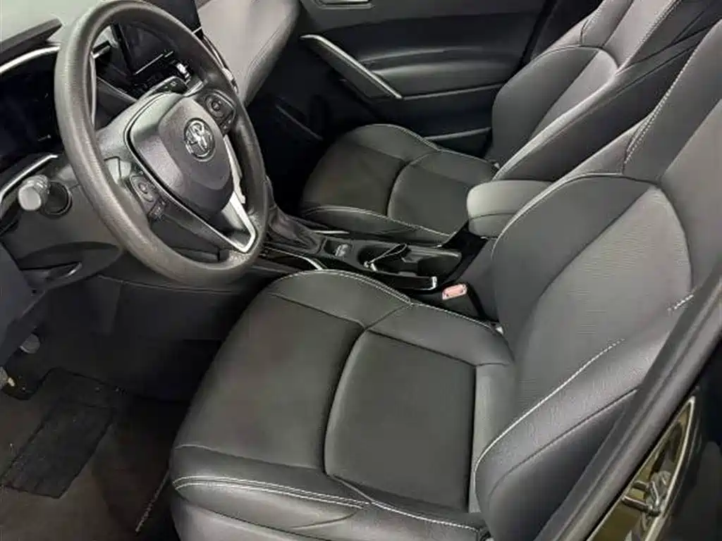 Frontlander 锋兰达 2023款 2.0 L CVT尊贵版