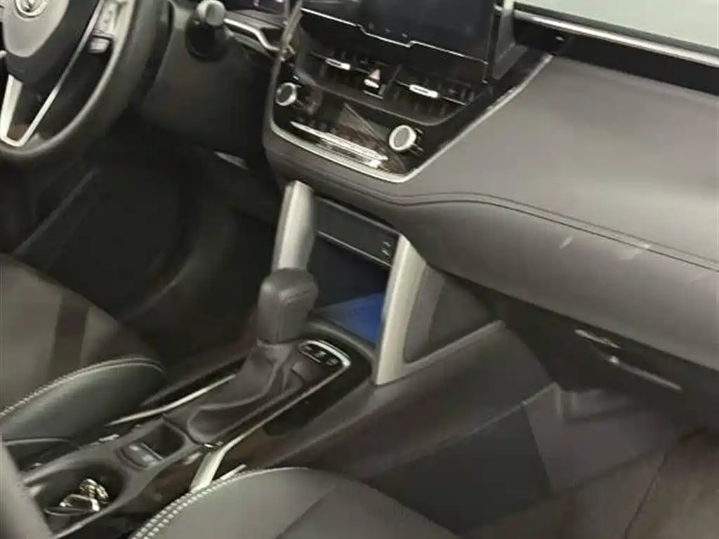 Frontlander 锋兰达 2023款 2.0 L CVT尊贵版