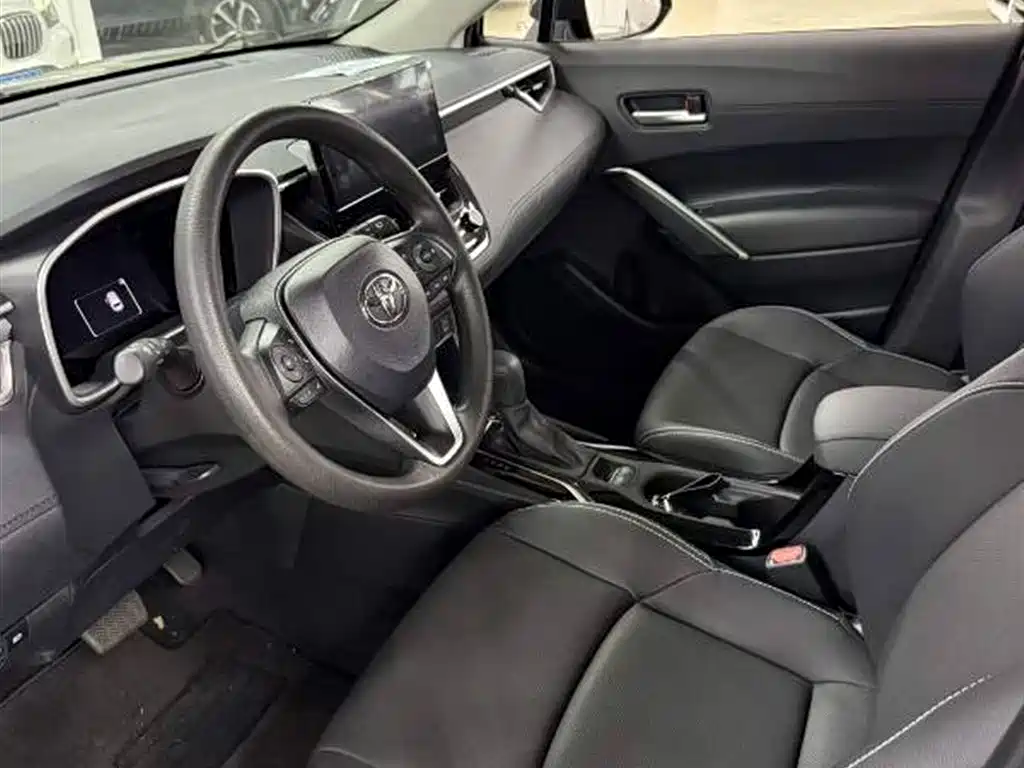 Frontlander 锋兰达 2023款 2.0 L CVT尊贵版