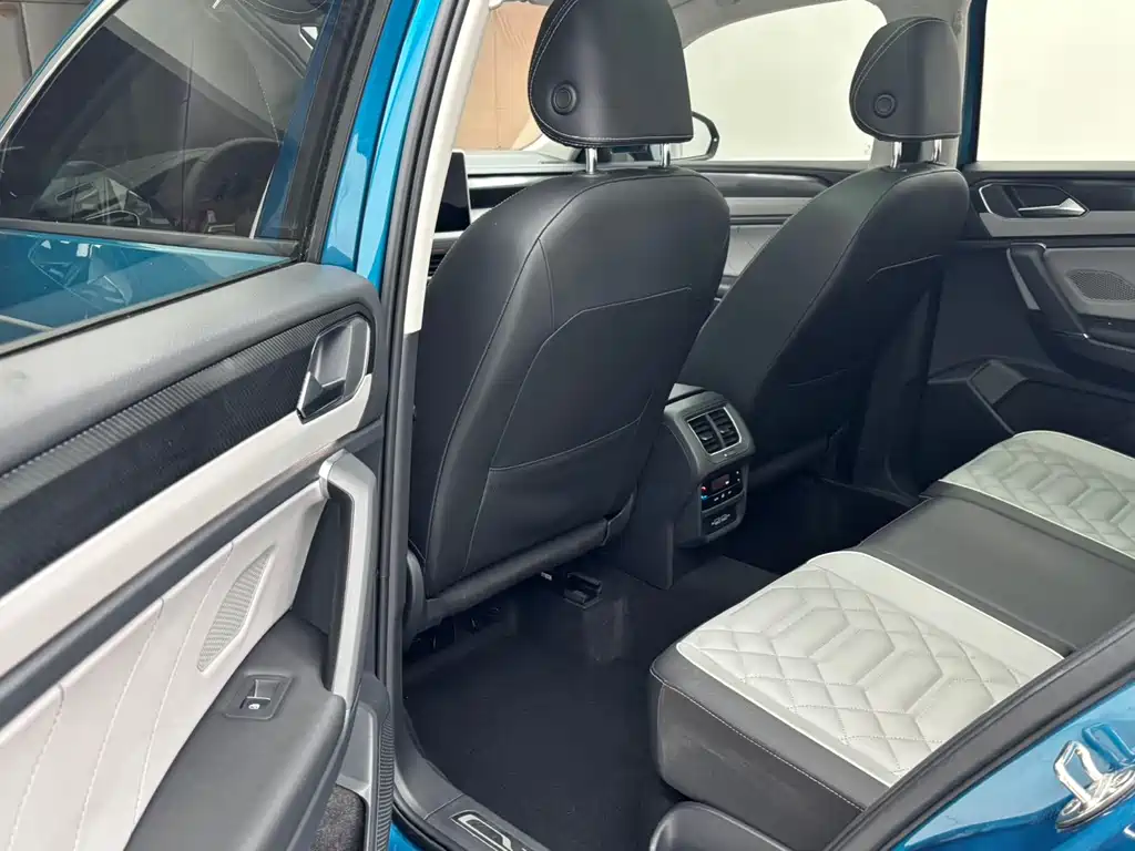 Tayron 280 TSI 2 WD Luxury Plus Advanced