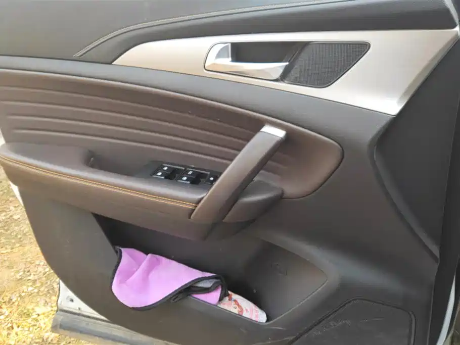 Changan CS35 PLUS 1.6 L Manual Connected