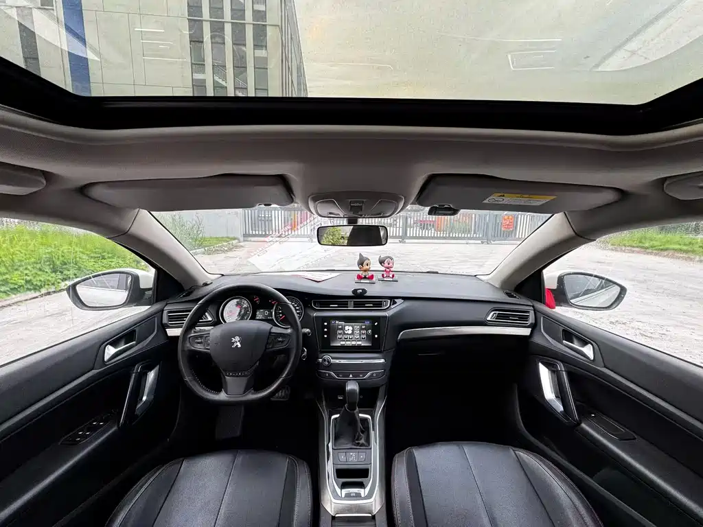 Peugeot 408 1.2 T Auto Luxury