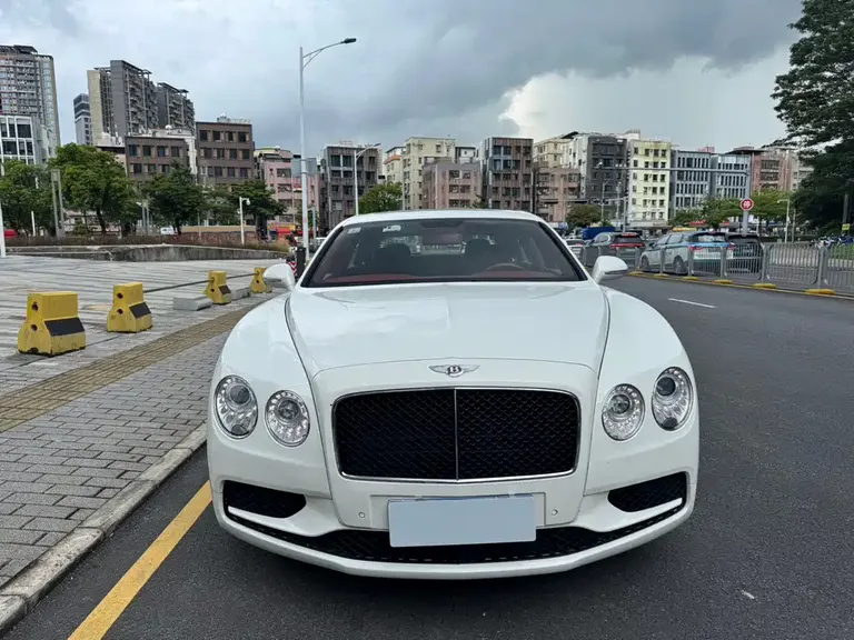 Bentley Flying Spur 4.0 T V8 S Standard