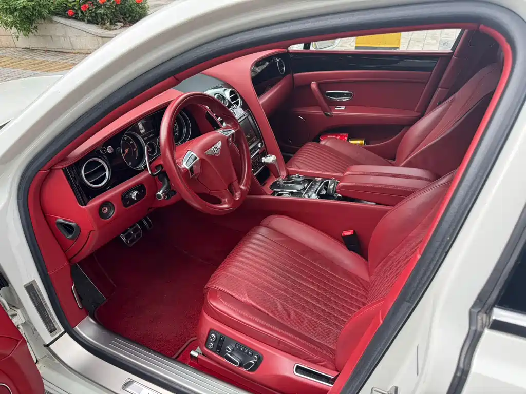 Flying Spur 4.0 T V8 S Standard