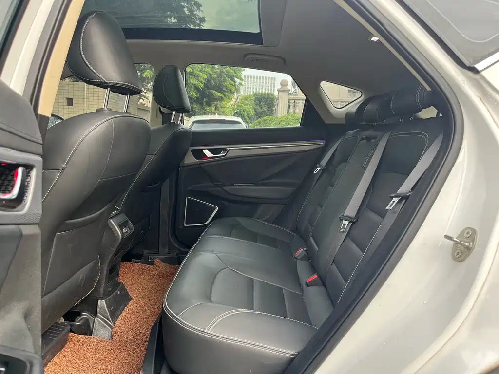 Emgrand GS Sport 1.8 L Auto Leading Style