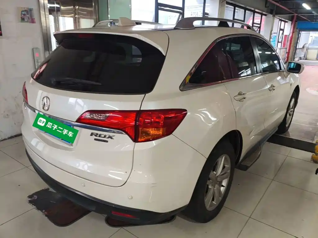 Acura RDX (Import) 3.0 L 2 WD Elite