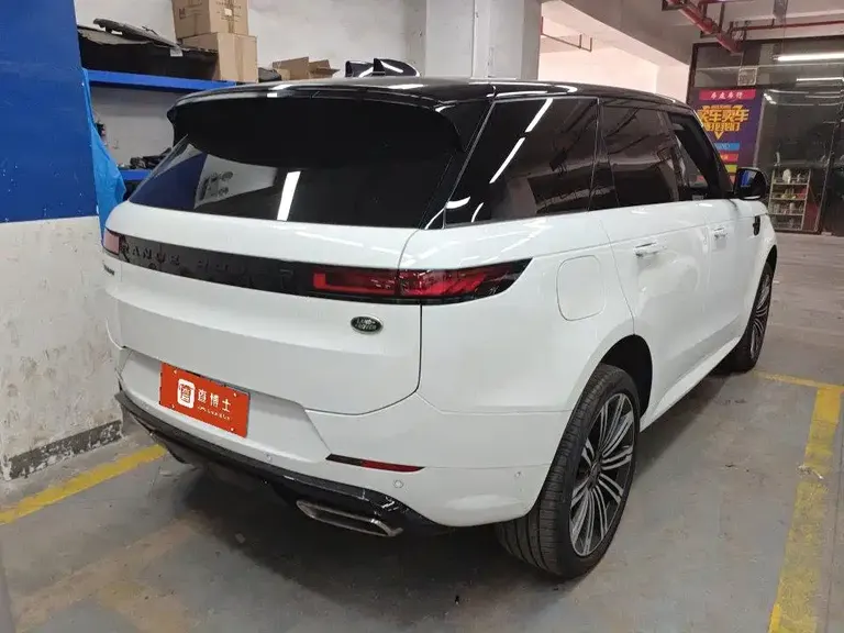 Land Rover Range Rover Sport 400 PS Dynamic SE