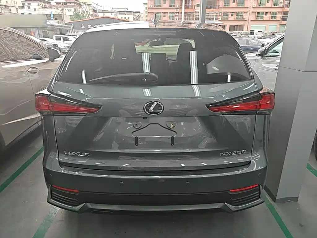 Lexus NX 200 FWD Sharp Travel CN-VI