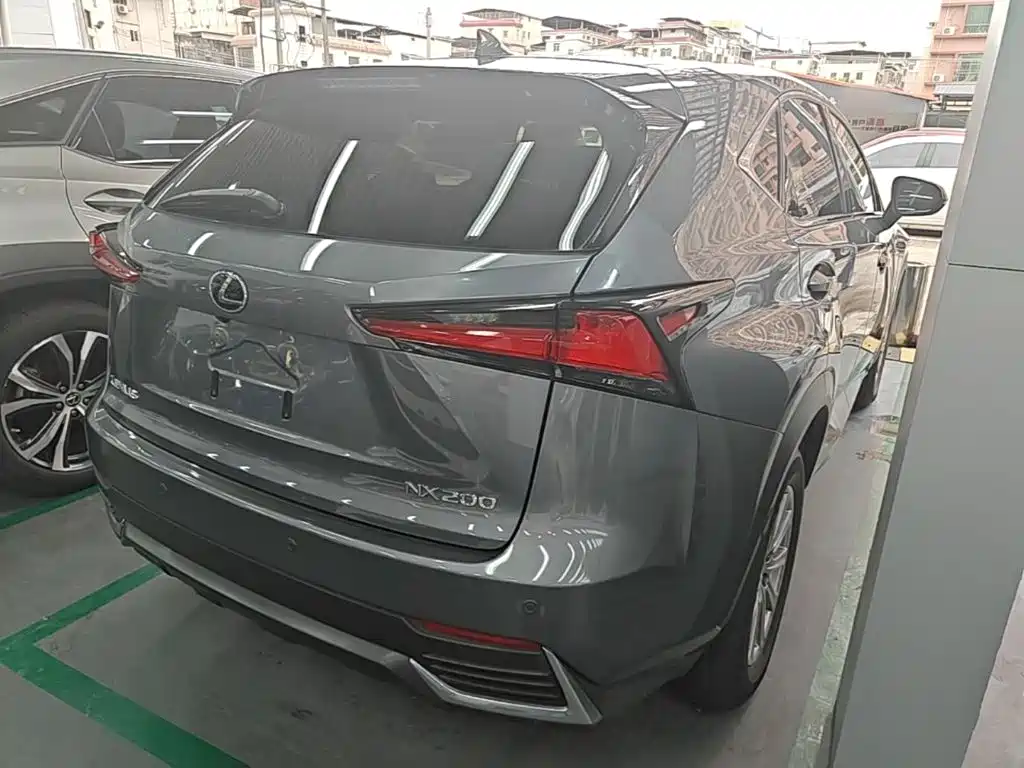 Lexus NX 200 FWD Sharp Travel CN-VI