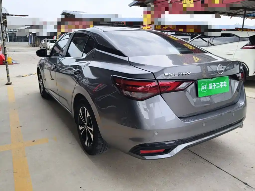Sylphy 1.6 L CVT Joy