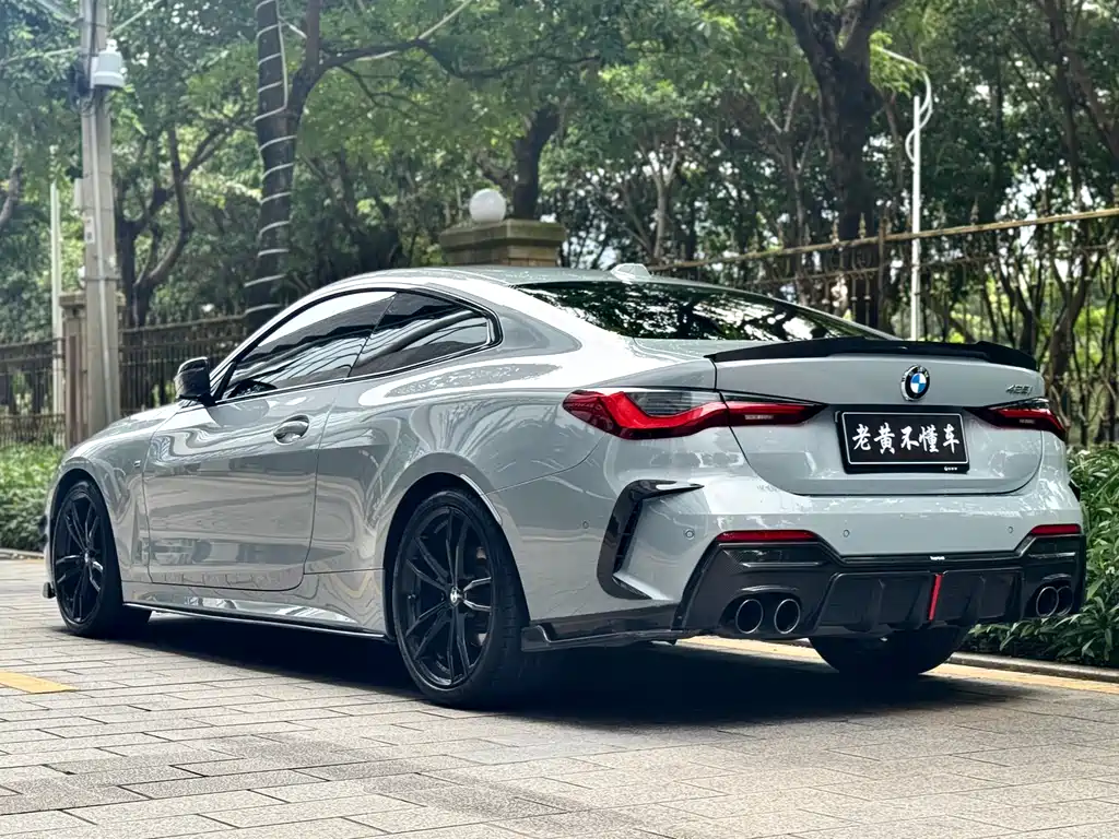 BMW 4 Series 425 i M Sport Night Package