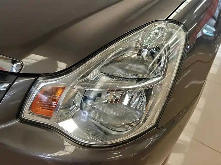 Sylphy Classic 1.6 XE CVT Comfort