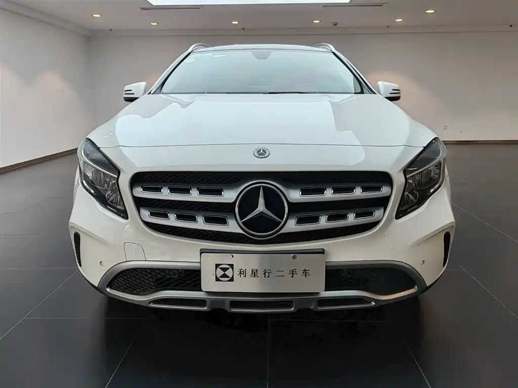 Mercedes-Benz GLA GLA 200 Dynamic