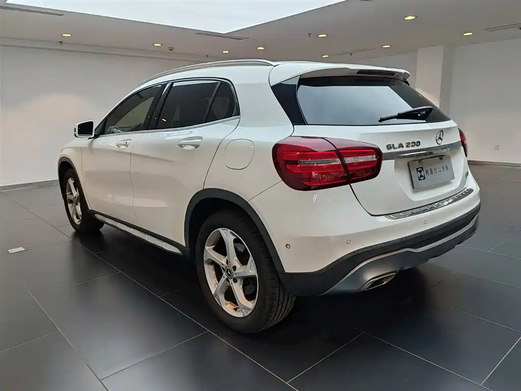 Mercedes-Benz GLA GLA 200 Dynamic
