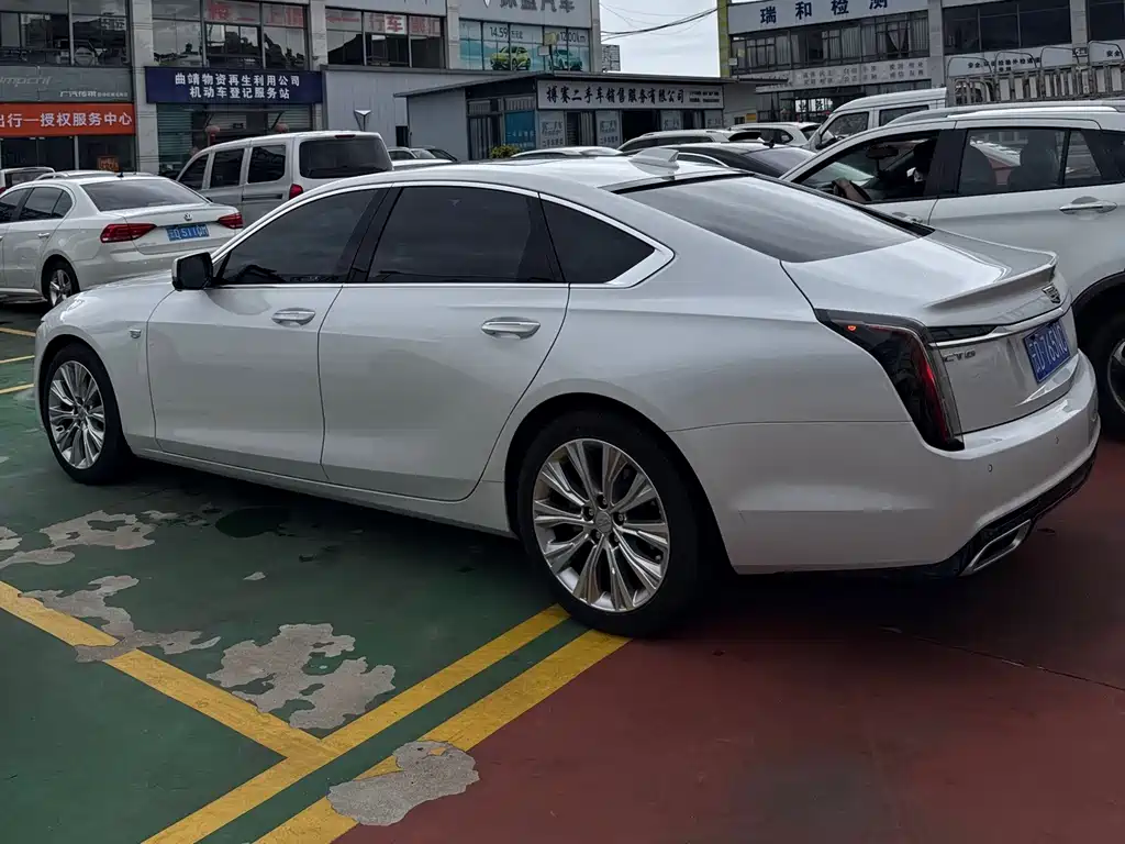 Cadillac CT6 28 T Luxury