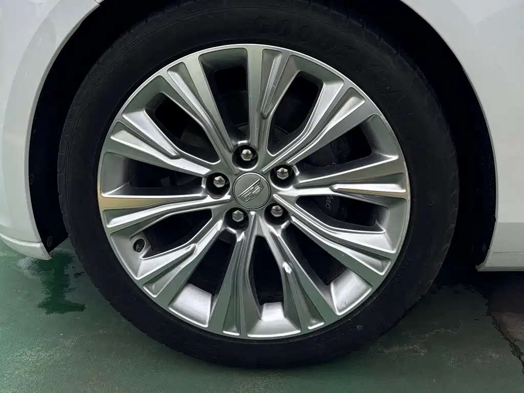 Cadillac CT6 28 T Luxury