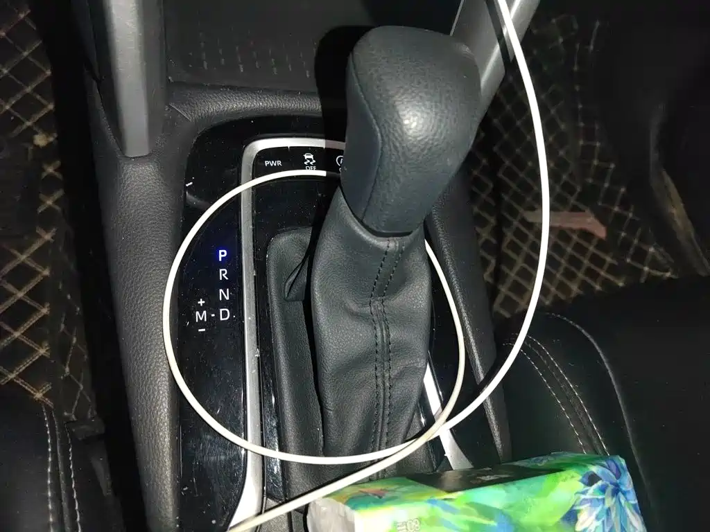 Frontlander 2.0 L CVT Leading
