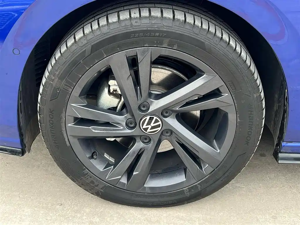Golf 280 TSI DSG R-Line