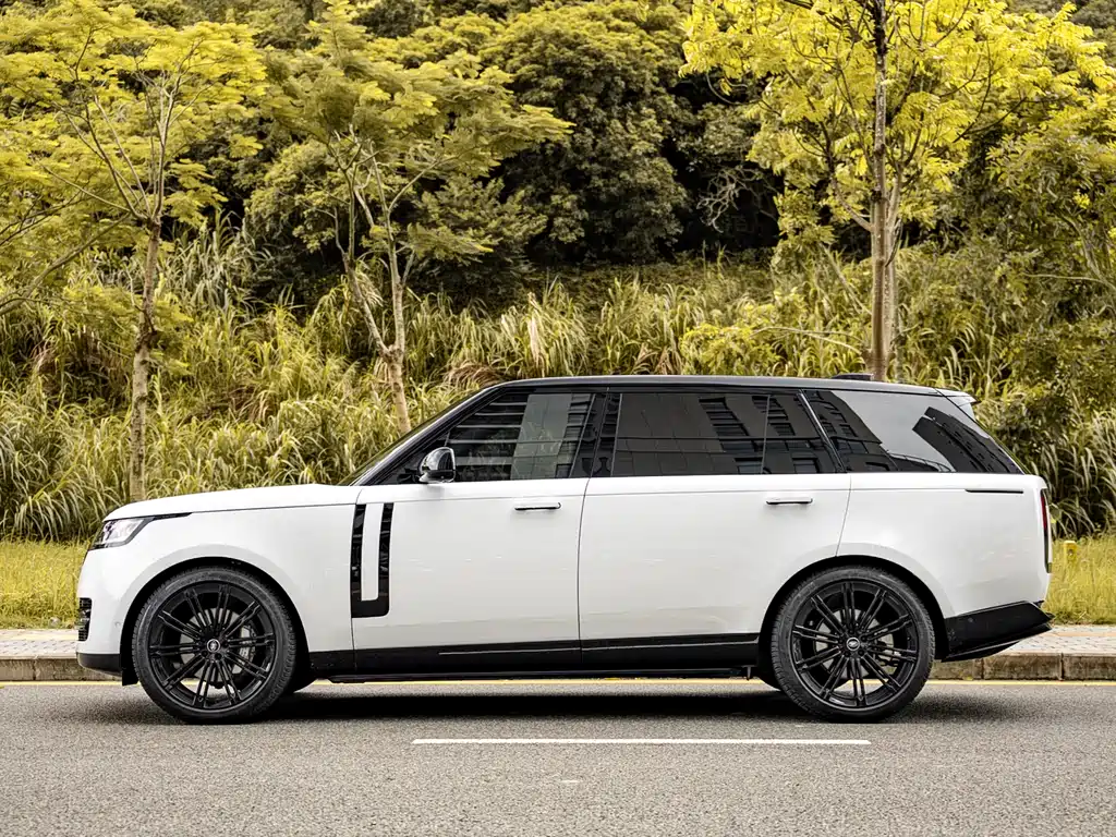 Range Rover 3.0 L6 400 PS Prosperity Extended
