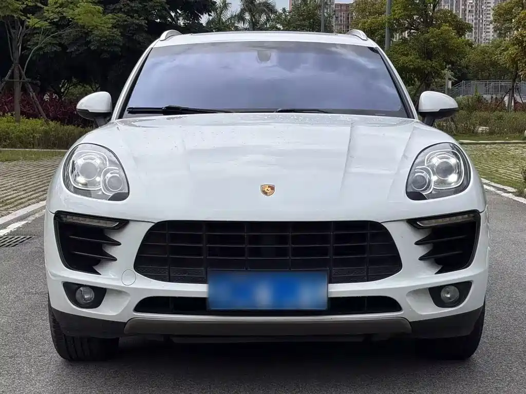 Macan Macan 2.0 T