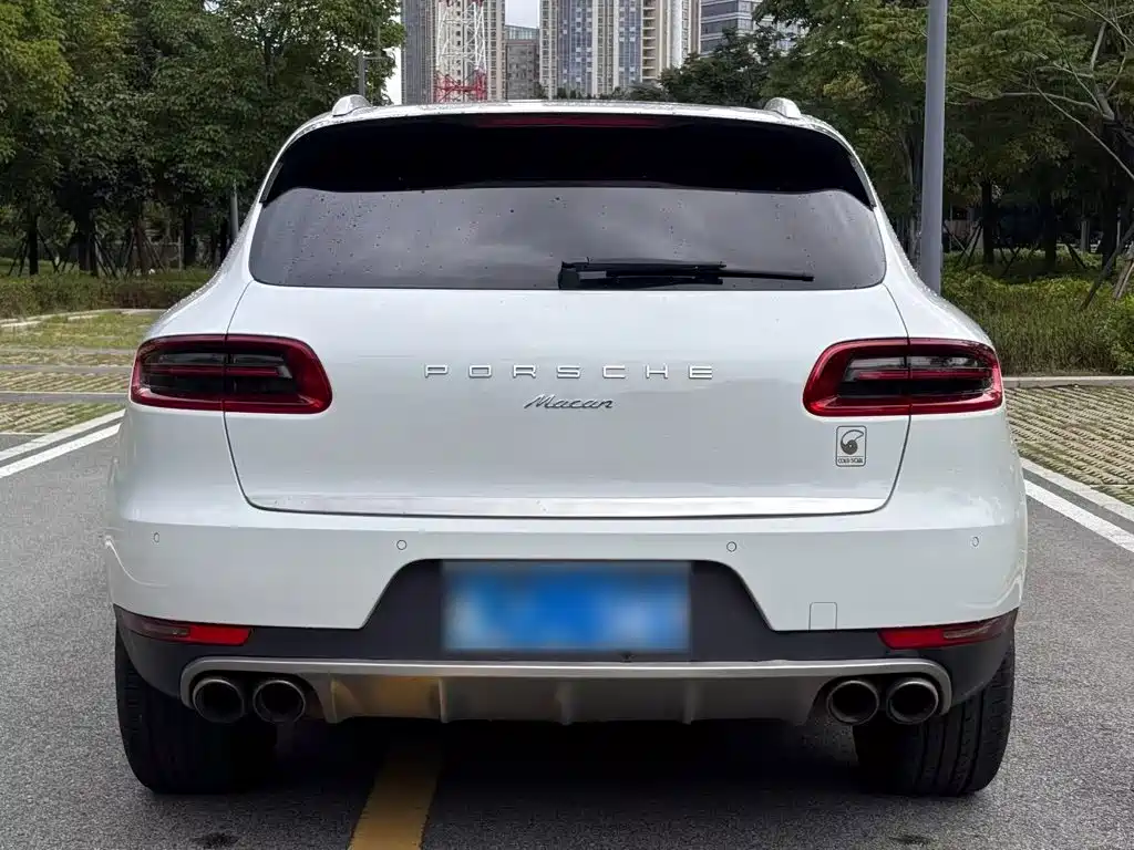 Macan Macan 2.0 T