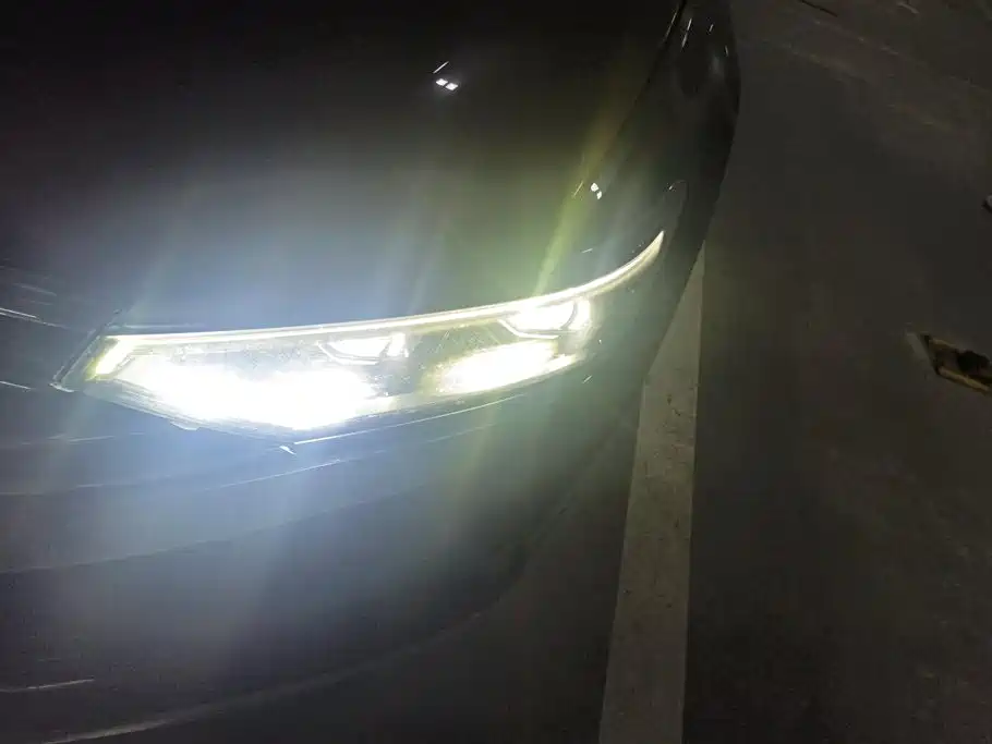 Magotan 380 TSI DSG Luxury