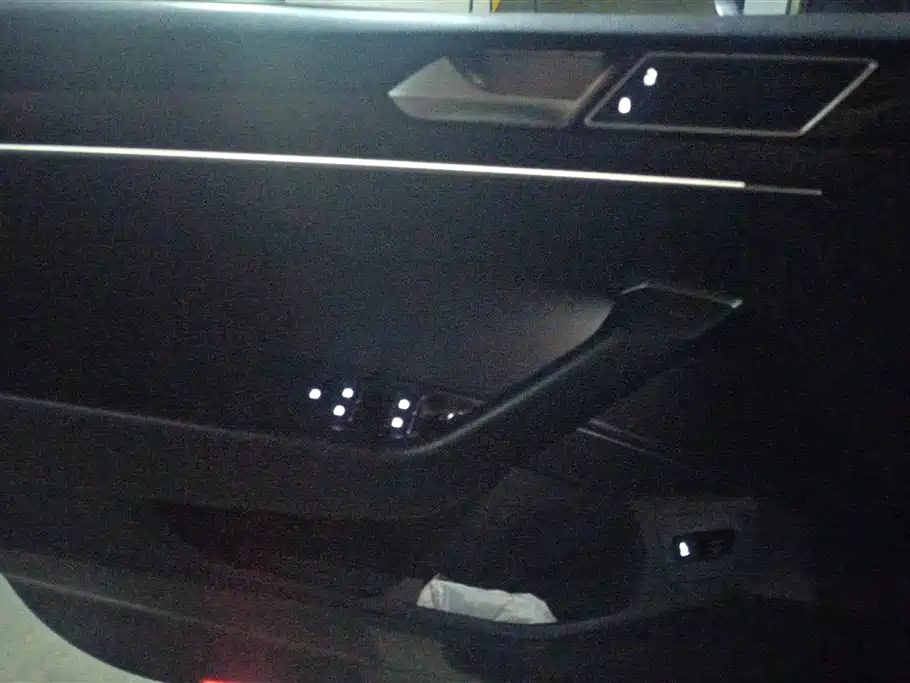 Magotan 380 TSI DSG Luxury