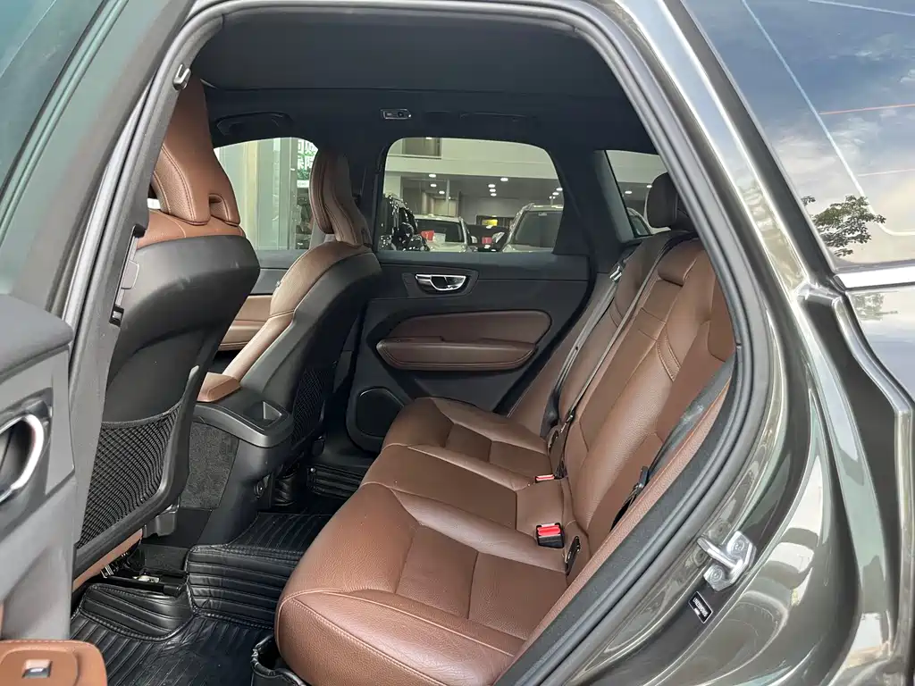 Volvo XC60 T5 4 WD Smart Vision Luxury