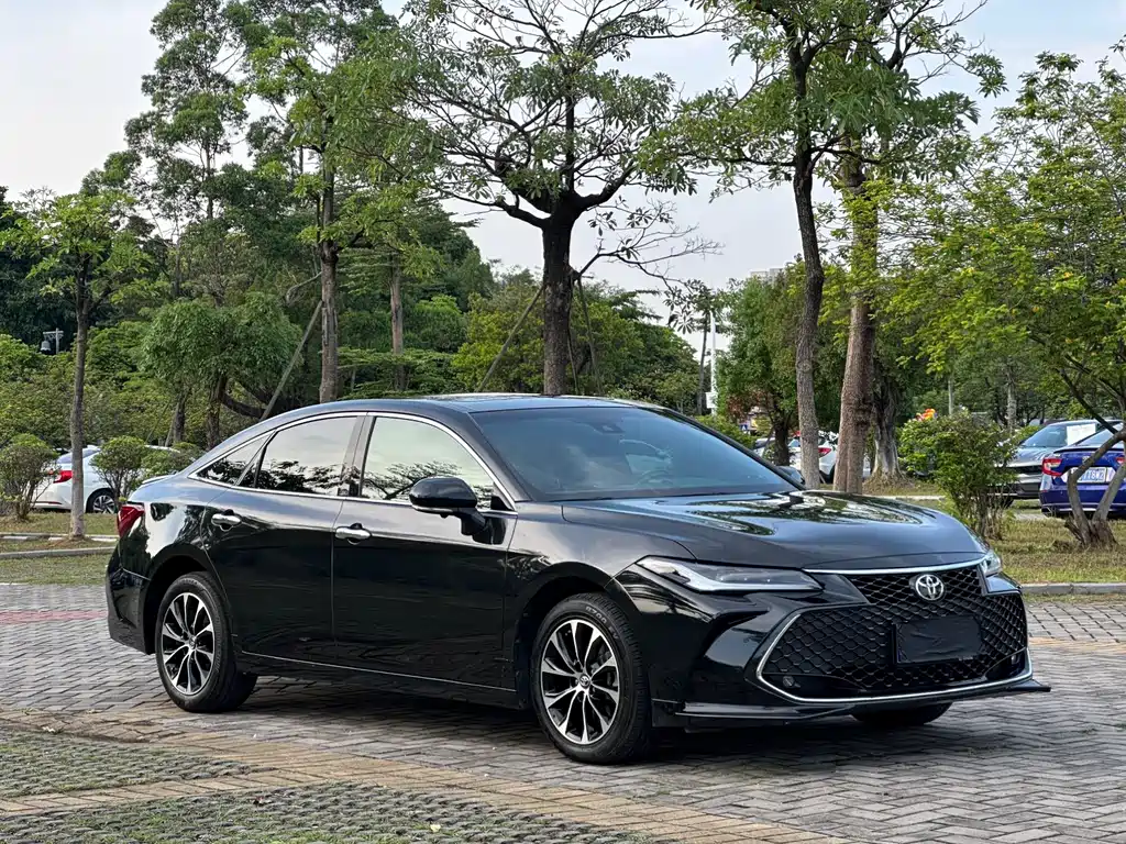 Avalon 2.5 L Luxury