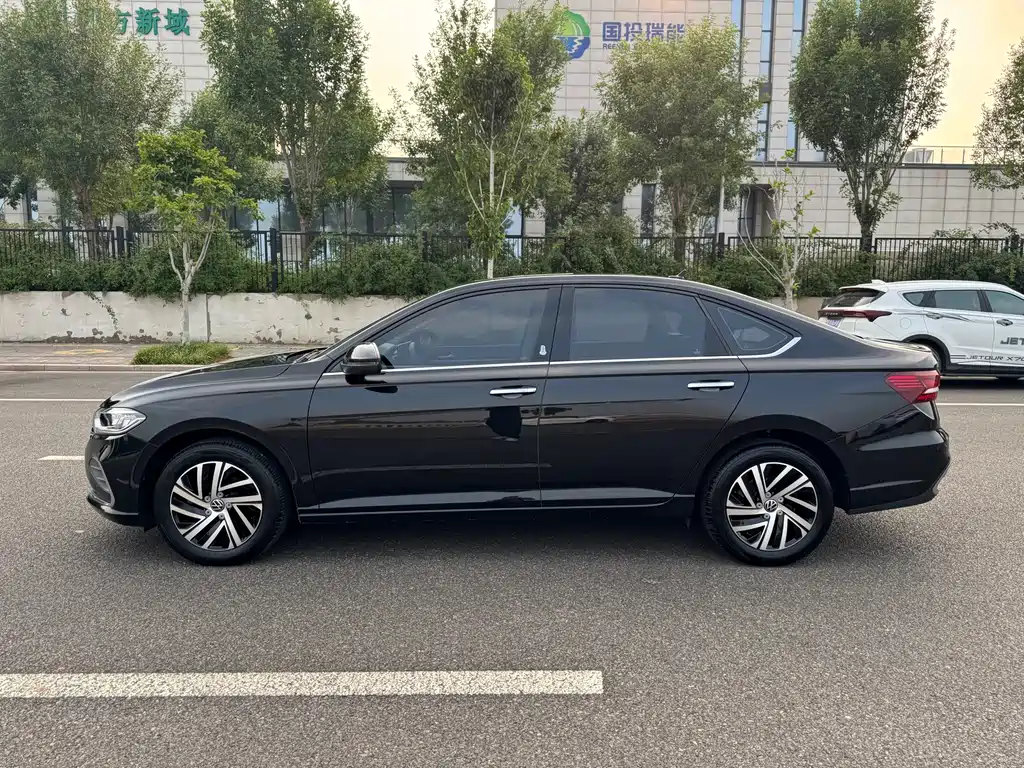 Lavida 1.5 L Auto 5 Million