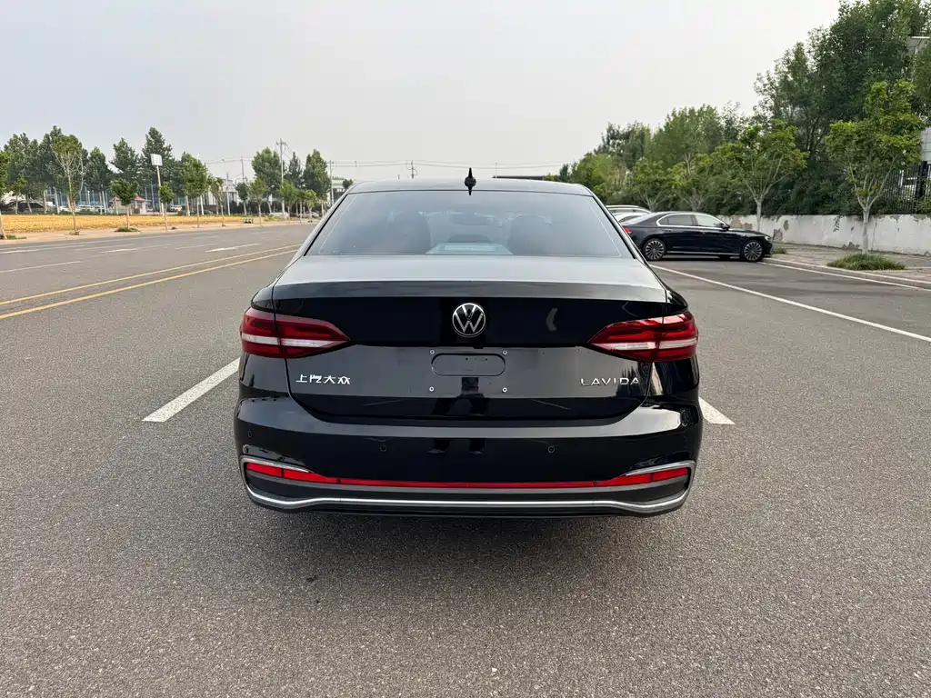 Lavida 1.5 L Auto 5 Million