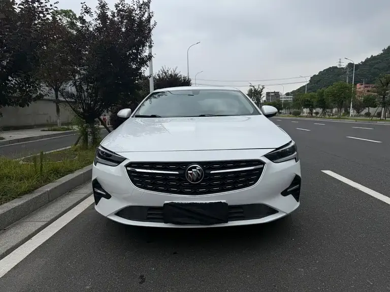 Buick Regal 20 T Elite CN-VI