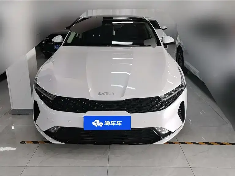 Kia K5 380 T GT-Line Refreshed