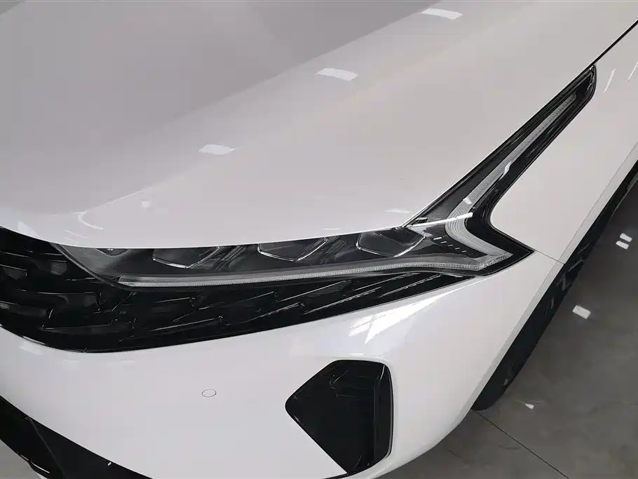 Kia K5 380 T GT-Line Refreshed