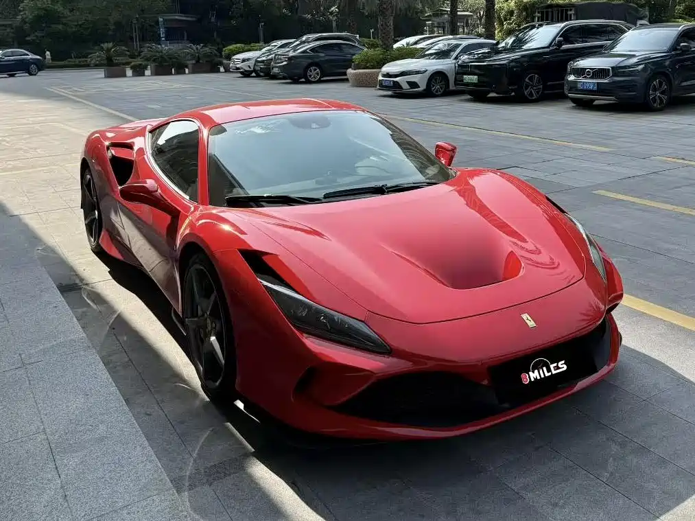 Ferrari F8 Tributo 3.9 T V8