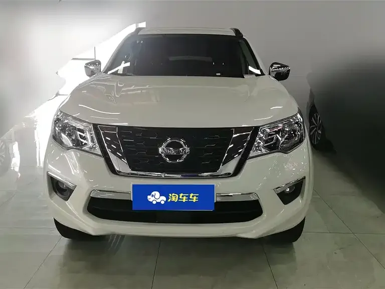 Nissan Terra 2.5 L XL Upper Auto 2 WD Luxury
