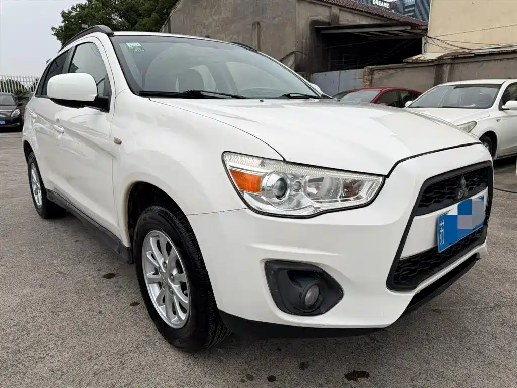 ASX 2.0 L CVT 2 WD Elite